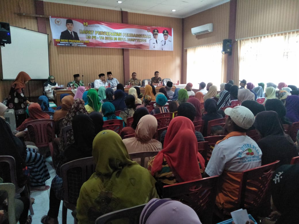 Anggota DPR RI Termuda ini Upayakan BSPS Bagi 249 KK di Bukittinggi