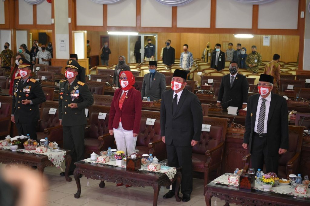 Memperingati HUT Ke-75 DPRD Sumsel Gelar Rapat Paripurna Istimewa Mendengarkan Pidato Kenegaraan Presiden RI WhatsApp Image 2020 08 14 at 01.43.09 2