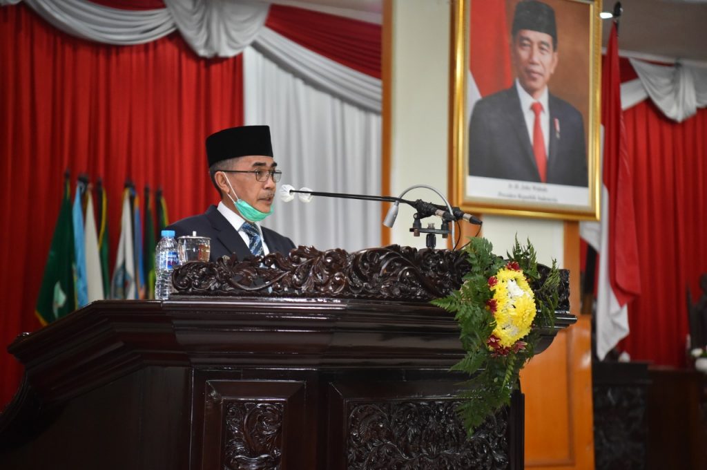 Anita Noeringhati Resmi Lantik Ersangkut Sebagai Anggota DPRD Prov Sumsel WhatsApp Image 2020 09 02 at 21.32.31