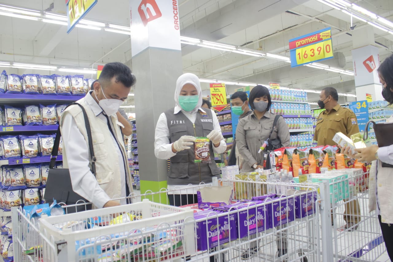 Wawako Bersama BBPOM Kembali Turun ke Lapangan Periksa Bahan makanan dan Obat