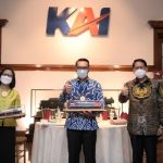 Gandeng KAI Ridwan Kamil Ingin Kereta Api sampai ke Selatan Jabar