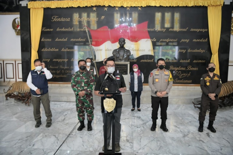 Gubernur Ridwan Kamil Bandung Raya Siaga 1 COVID 19