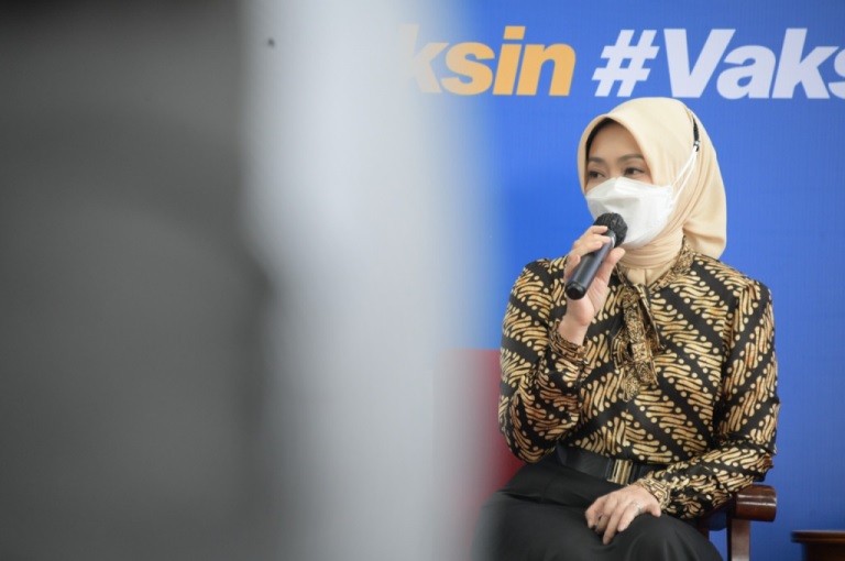 Kejar Target 500.000 per Hari Jabar Gelar Gebyar Vaksinasi