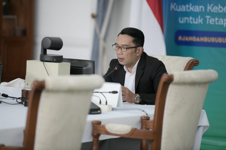 Petani Milenial Gubernur Ridwan Kamil Luncurkan Petani Milenial Lebah Madu