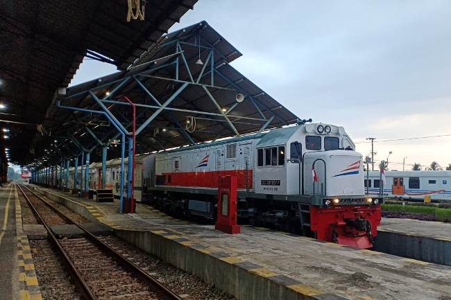 KERETA API ridlo