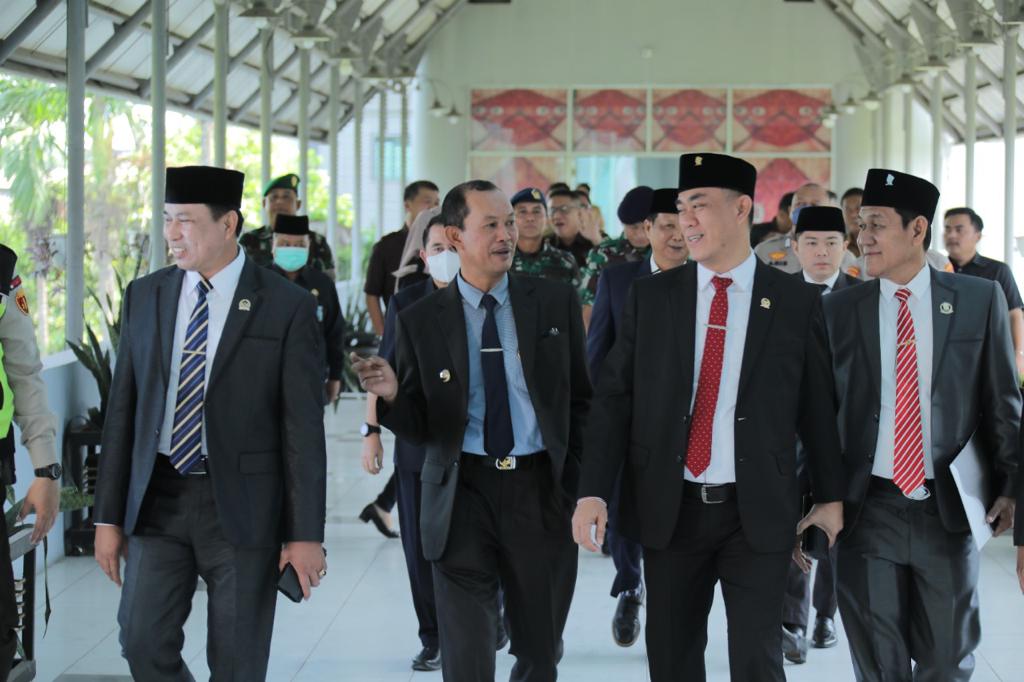 Rapat Paripurna ke-21, Fraksi Dewan Sepakati Raperda APBD Tahun 2023 Pemkot Palembang IMG 20220926 WA0014