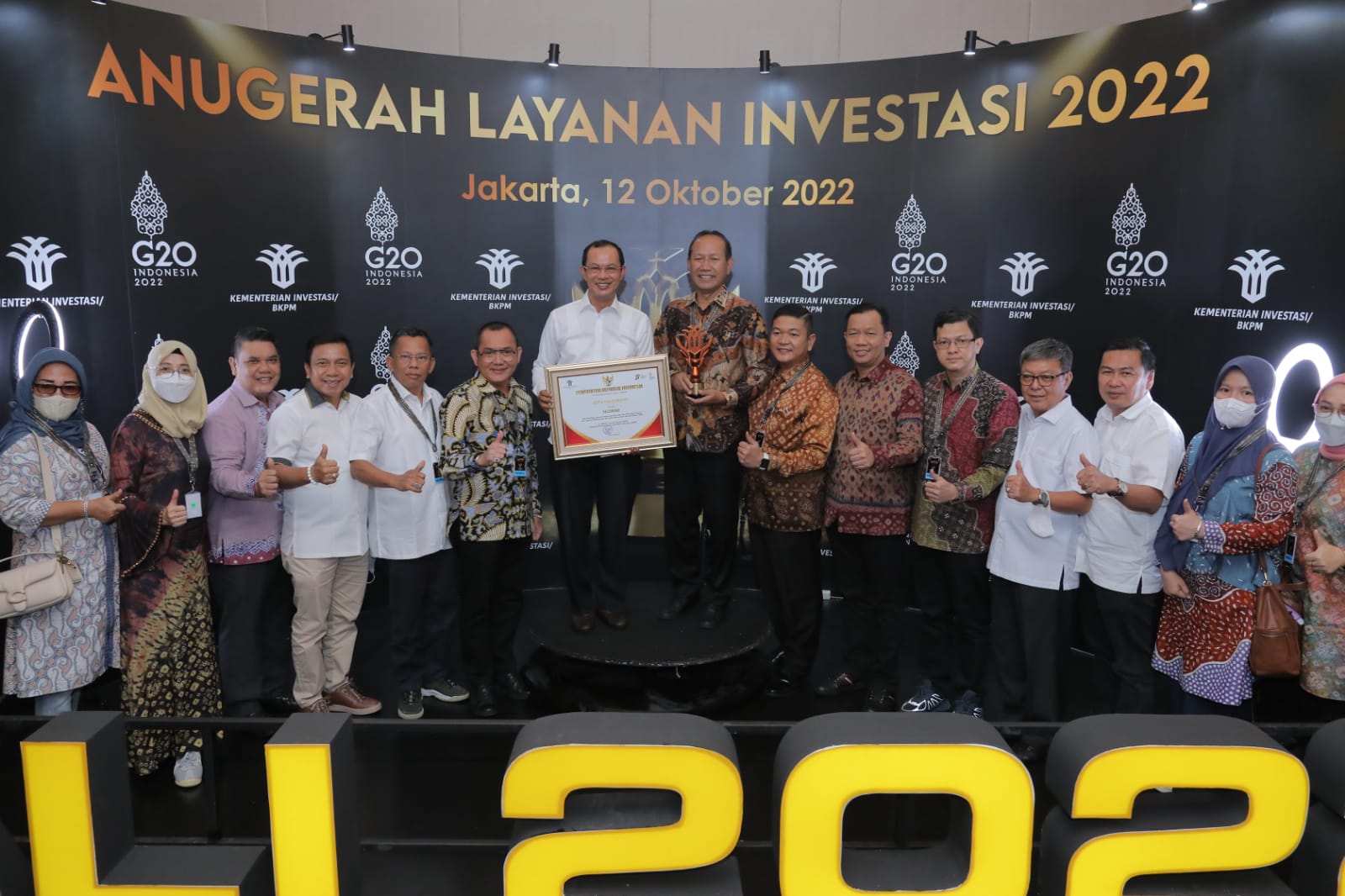 Palembang Terima Penghargaan Nomine Layanan Investasi 2022