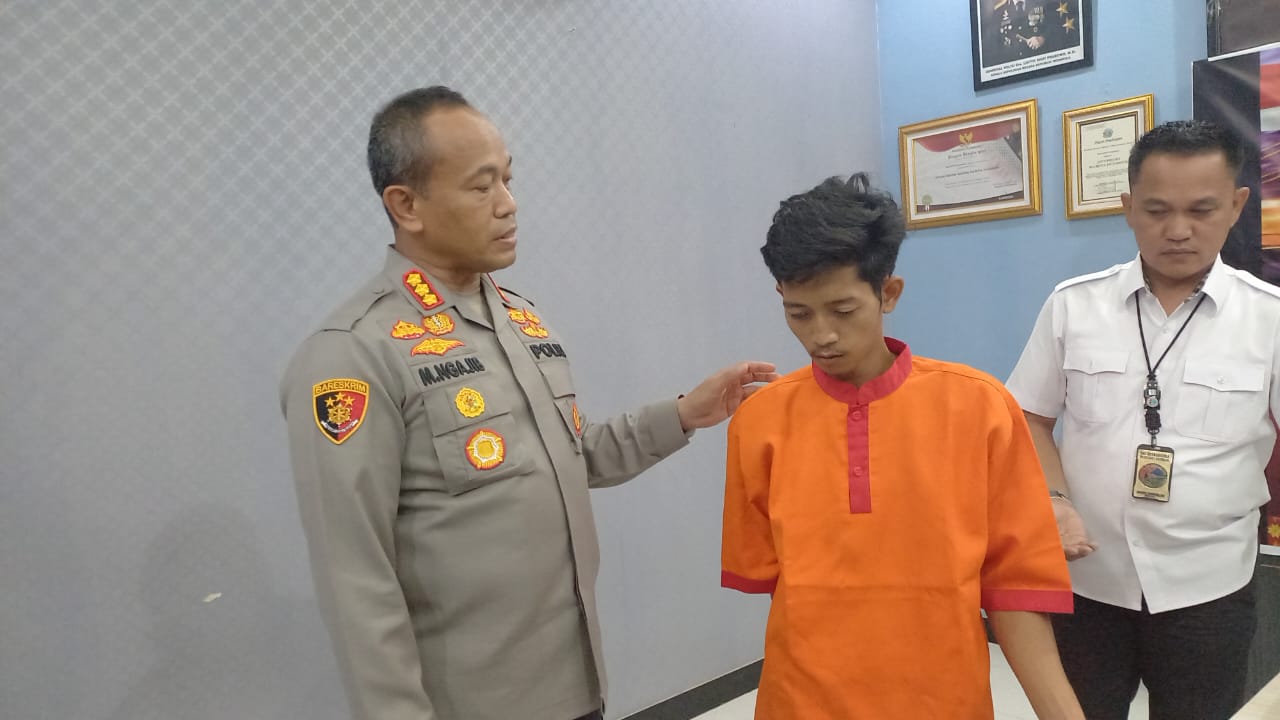 Buruh Nyambi Jadi Kurir Narkoba Ditangkap Saat Antar Paket Sabu 2 Kg