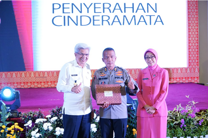 Screenshot 2023 01 24 at 19 39 02 MY Hadiri Pisah Sambut Jabatan Wakapolda Sumsel1