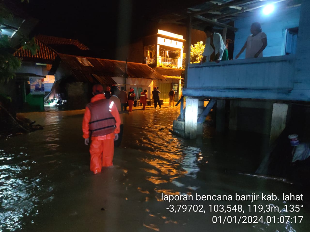 Sambut Tahun Baru 2024 Kecamatan Lahat Selatan Diterjang Banjir Dan Jembatan Ayik Cuhup Ambrol