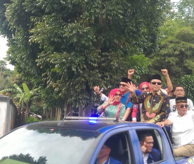 KPU Pagar Alam Buka Pendaftaran, Hepy-Efsi Pasangan Pertama Antarkan Berkas IMG 20240827 WA0059