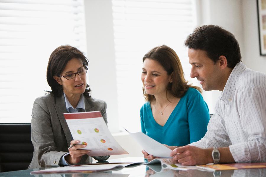 Personal finance adviser