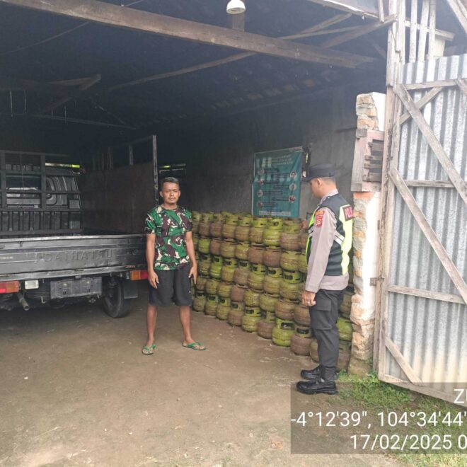 Monitoring dan Pulbaket di Toko Pengecer Gas LPG guna memastikan ketersediaan gas melon di Wilayah Hukum Polsek BMT.