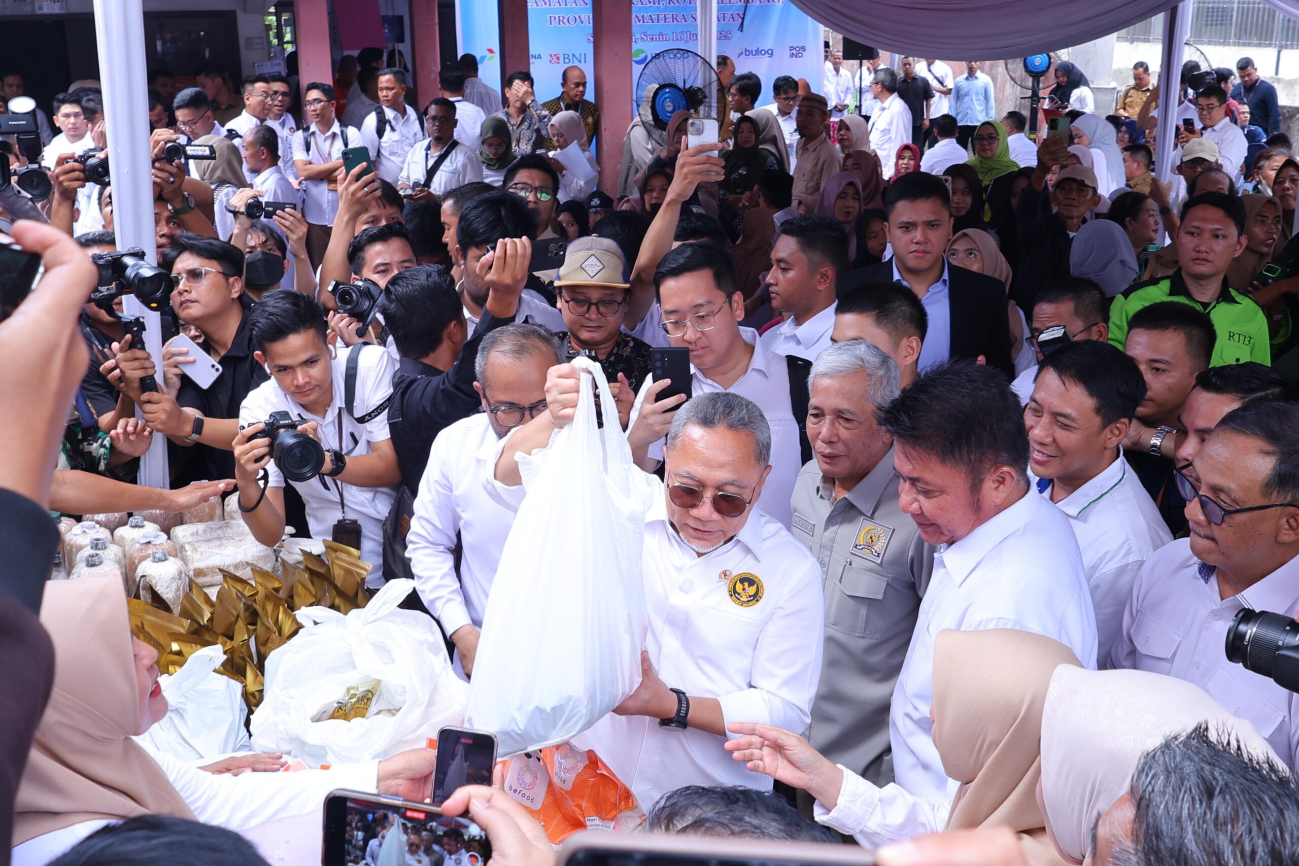 Pastikan Harga Lebih Murah, Koperasi Merah Putih di Kota Palembang Diresmikan