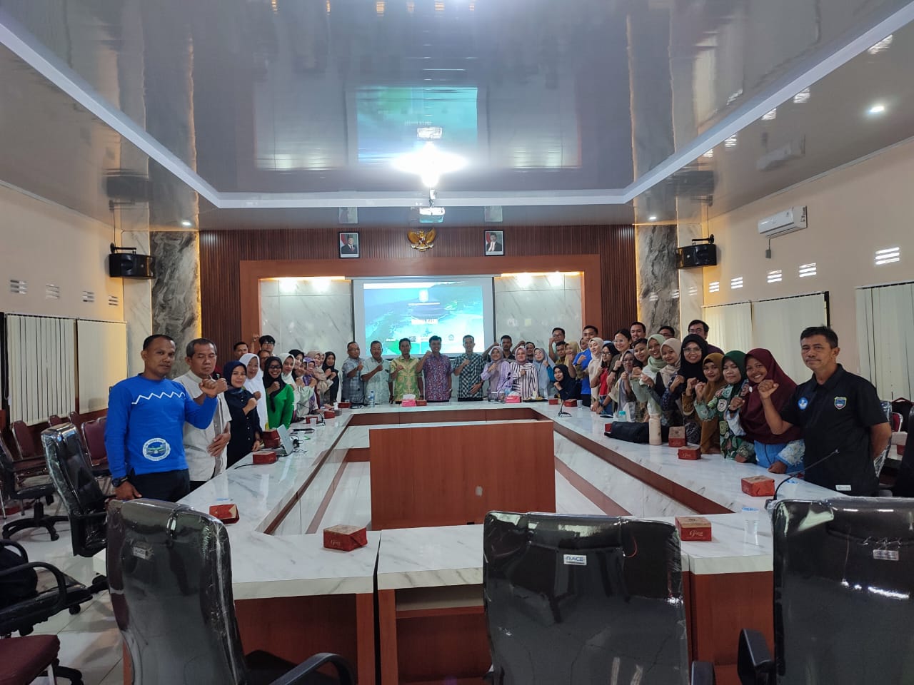 Rapat mendukung kelengkapan dokumen inovasi daerah yang akan dilaporkan ke BSKDN Kemendagri. 