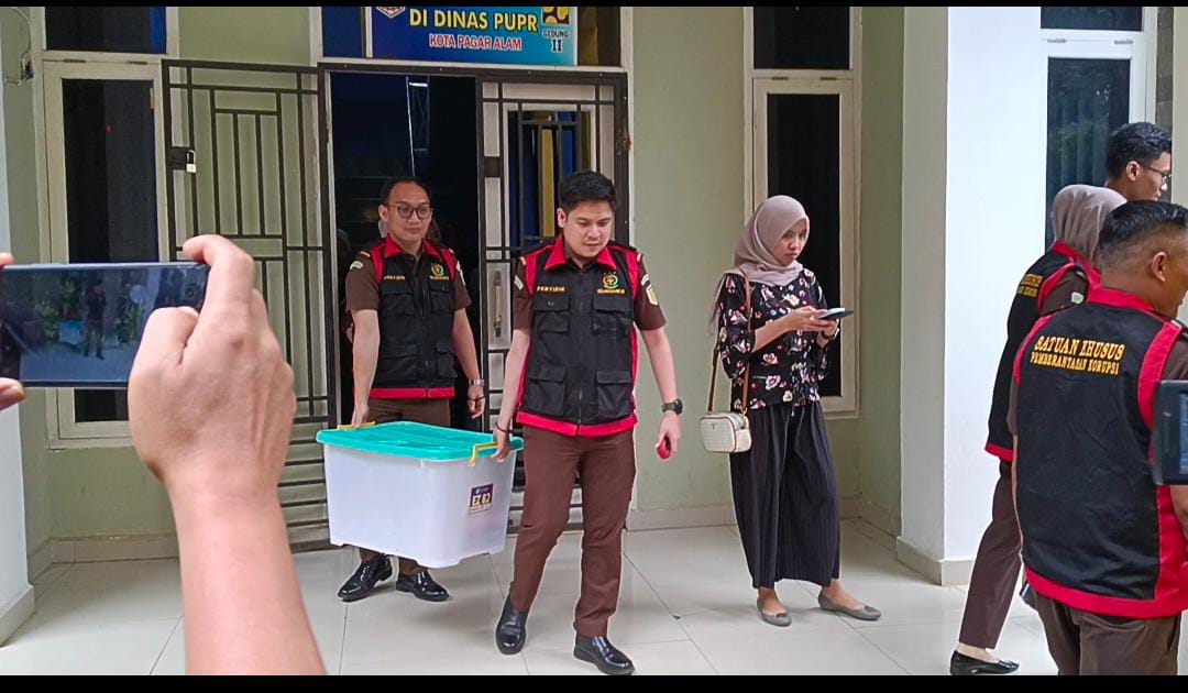 Kejari Geledah Ruang Bidang Bina Marga PUTR Pagar Alam, Terkait Dugaan Kasus Ini