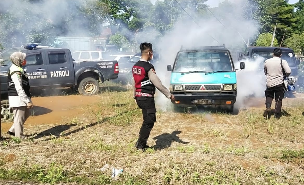 Cegah Demam Berdarah, Siddokes Bersama Dinkes Lakukan Fogging di Lingkungan Polres Musi Rawas