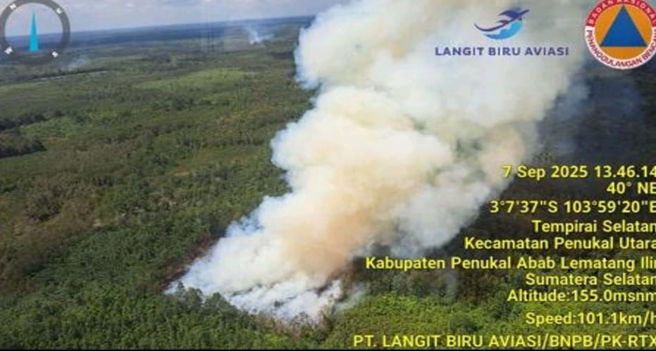 BPBD Kebut Pemadaman Karhutla di Sumsel, 4 Helikopter Water Bombing Dikerahkan