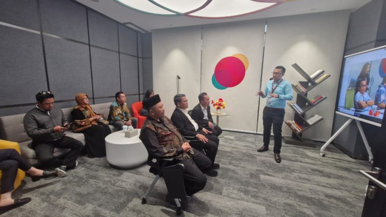 Kembangkan Kampus Berbasis Digital, UIN Raden Fatah “Sowan” ke Indosat Ooredoo