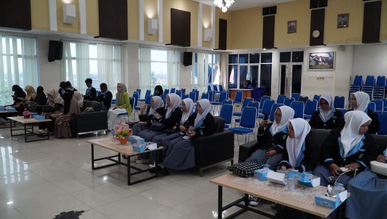 Dikunjungi Siswa Asal Bangka, Universitas PGRI Tunjukan Peran Sebagai Kampus Unggulan