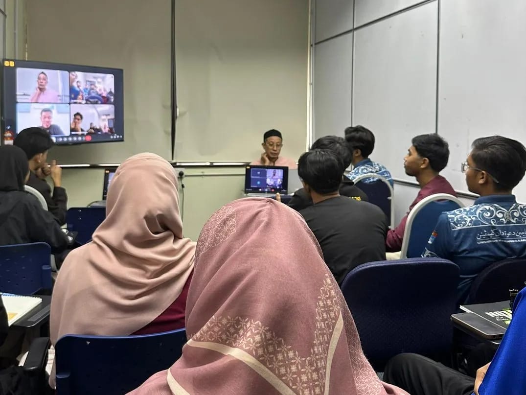 Jadi Dosen Tamu, Jufrizal Tanamkan Prinsip Jurnalisme Sejak Dini Dihadapan Mahasiswa Malaysia