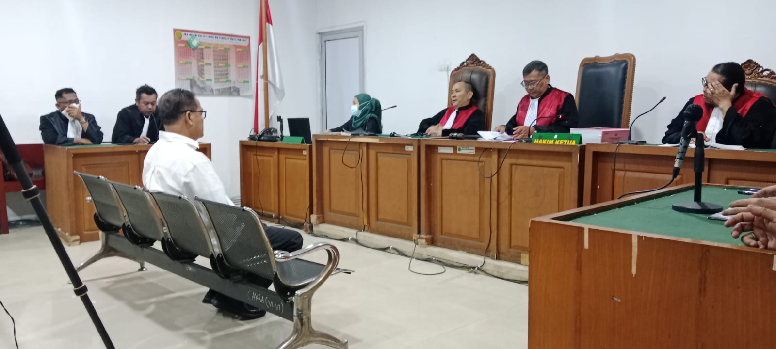 JPU Bacakan Dakwaan Korupsi Batik: Wilson Diduga Kendalikan Skema Persekongkolan Pengadaan