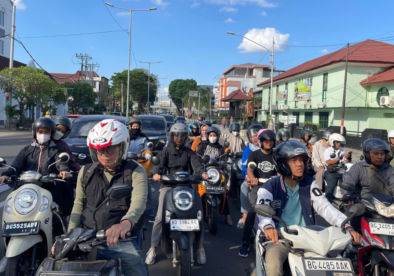 Hadapi Kemacetan Libur Nataru, Astra Motor Sumsel Ajak Pengendara Utamakan Safety Riding