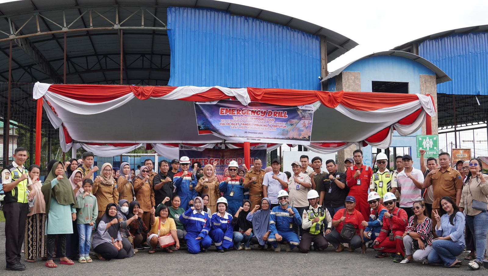 Pertamina Patra Niaga Regional Sumbagsel Perkuat Kesiapsiagaan Darurat Bersama Warga Pasar Lama Lahat