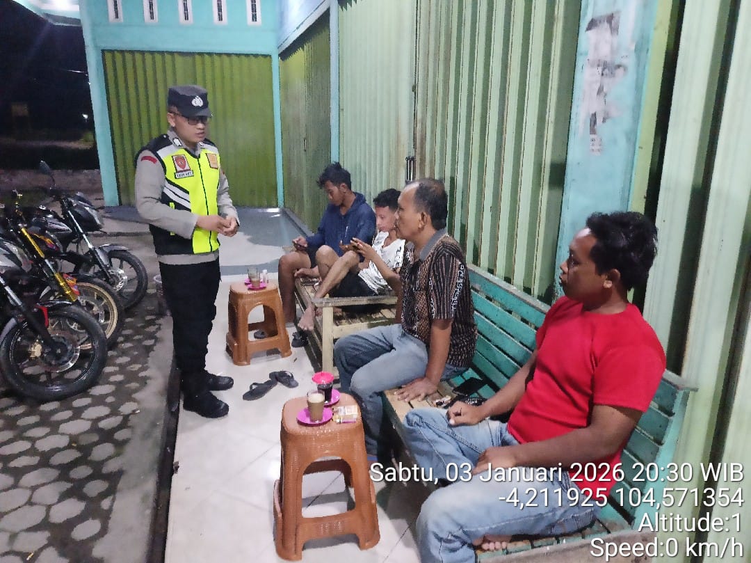 Giat sambang dan penyampaian himbauan kepada masyarakat do Wilkum Polsek Buay Madang Timur. 