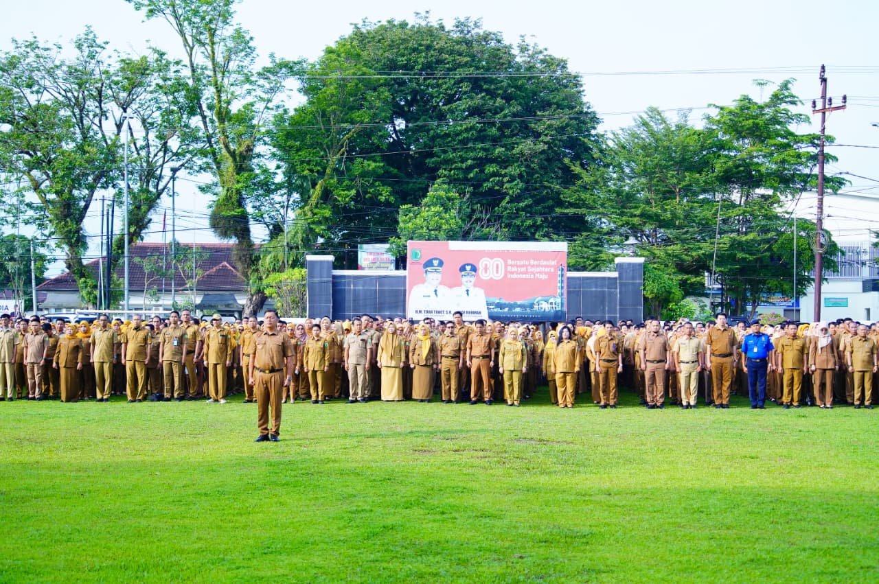 Bupati Muba Pimpin Apel Gabungan Awal Tahun 2026 Tegaskan Komitmen Untuk Pengabdian Masyarakat