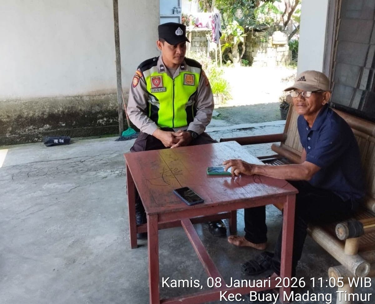 Giat sambang dan penyampaian himbauan Kamtibmas kepada masyarakat Desa Rejo Dadi. 