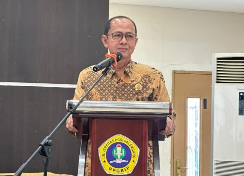 Wakil Ketua BPH PB PGRI UPGRIP, Drs. H. Lukman Haris, M.Si.