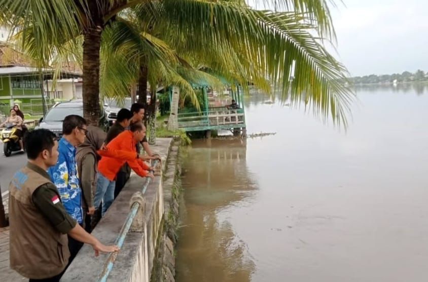 Banjir Meluas ke Pedamaran dan Kayu Agung, Pemkab OKI Percepat Perbaikan Pintu Air Sungai