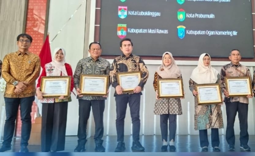 Sumsel Raih Dua Penghargaan Nasional, Perkuat Layanan Pendidikan dan Gizi Peserta Didik