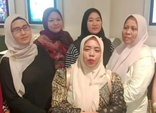 Dalam Gelap Bioskop, Alumni SMAN 18 Palembang Berbagi Rasa Lewat Nobar Film Religi