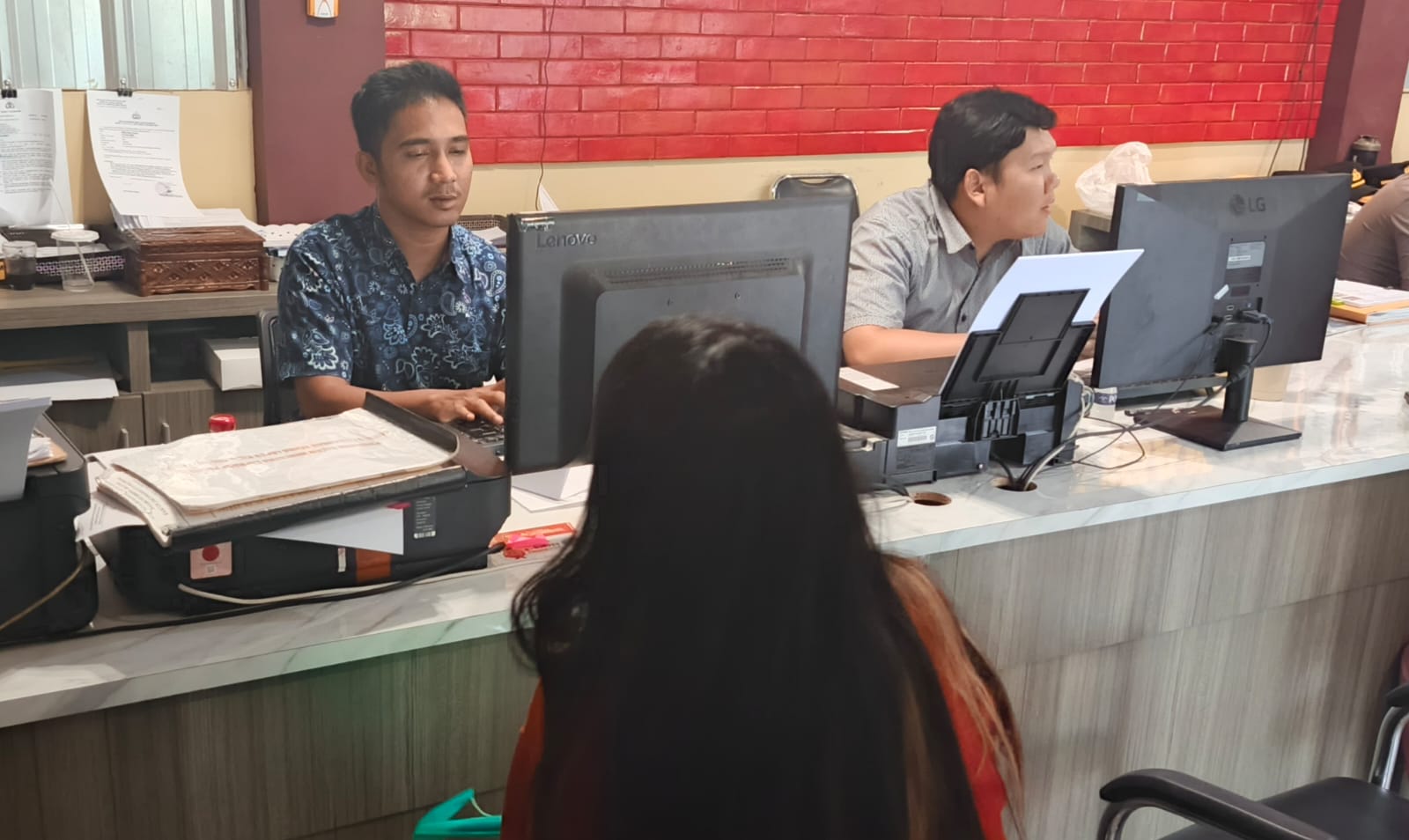 Ditinggal Pergi Satu Tahun, Suami Wanita Ini Ternyata Punya Istri Lain