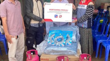 Pertamina Patra Niaga Sumbagsel Gerak Cepat Bantu Korban Kebakaran di Kemang Agung