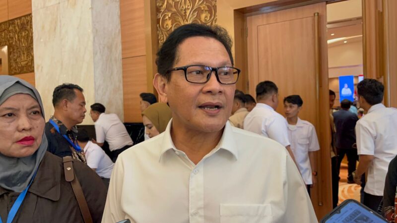 Kepala Dinas Kesehatan Provinsi Sumsel, Trisnawarman saat diwawancarai, Rabu (4/3/2026). Foto: Tia