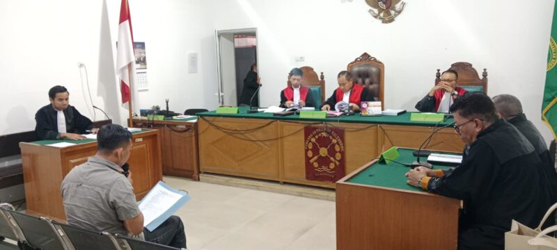 Terdakwa dan PH sampai Nota pembelaan dipersidangan yang digelar di PN Tipikor Palembang. 