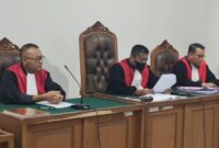 Saat Hakim PN Tipikor Palembang Senin (9/3/2026) bacakan penetapan perkara Pasar Cinde