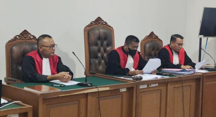 Saat Hakim PN Tipikor Palembang Senin (9/3/2026) bacakan penetapan perkara Pasar Cinde