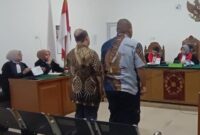 Saat Dua terdakwa korupsi dana hibah PMI OKU Timur, Dedy Damhudy dan Aguscik, divonis 1 tahun penjara di persidangan di PN Tipikor Palembang, selasa (10/3/2026)