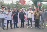 Massa dari SIRA dan PST menggelar aksi damai di depan Kantor Kejati Sumsel, Selasa (10/3/2026)