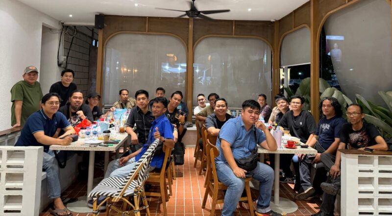 Buka puasa bersama antara insan media dan jajaran Kejaksaan Negeri Palembang di Pempek Near Jakabaring, Palembang, Selasa (10/3/2026).