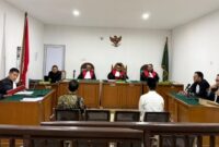 Saat Dua terdakwa kasus dugaan korupsi pengadaan pompa portabel siaga kebakaran hutan dan lahan (karhutla) senilai hampir Rp1,2 miliar menjalani sidang di Pengadilan Tipikor pada Pengadilan Rabu (11/3/2026)