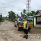 Personel Polsek Buay Madang Timur melaksanakan patroli KRYD dan Strong Point di Jalan Desa Kedu.