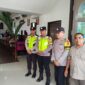 Personel Polsek Buay Madang Timur melaksanakan pengamanan ibadah Minggu Palem di Gereja Trinitas Bangun Sari BK 3, Kecamatan Buay Madang Timur, Kabupaten OKU Timur, Minggu (29/03/2026).