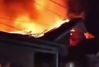 Kebakaran yang terjadi di Jalan Sumatera II Blok BC21 RT 52/15 Kelurahan 15 Ulu, Kecamatan Jakabaring.