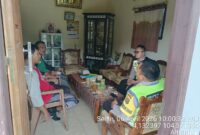Hadir di tengah masyarakat! Polsek Buay Madang Timur terus berupaya menjaga keamanan wilayah lewat giat Sambang Kamtibmas. 