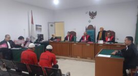 Saat kedua terdakwa dihadirkan di PN Palembang untuk mendengarkan tuntutan dari JPU, Kamis (9/4/2026)